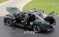 1/18 Scale Changan Lamore 2023 Green Diecast Car Model Toy Collection Gift
