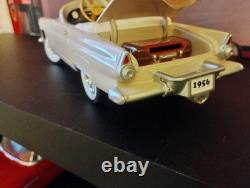 1/18 Scale Die Cast 1955 Ford Thunderbird