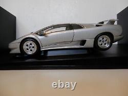 1/18 Scale Diecast. AutoArt Lamborghini Diablo Silver. No 70071. Boxed