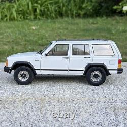 1/18 Scale Jeep Cherokee XJ SUV White Diecast Car Model Toy Collection Gift