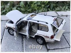 1/18 Scale Toyota Land Cruiser LC100 White DieCast Car Model Toy Collection