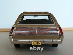 1/18 scale 1971 Oldsmobile Vista Cruiser BOS Best of Show