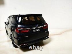 1/18 scale Honda Odyssey Sport Hybrid 2022 Grey Diecast Car Model Collection