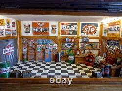 1/18th scale Diorama Goodwood revival wooden display case & usb lights diecast