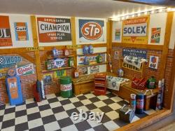 1/18th scale Diorama Goodwood revival wooden display case & usb lights diecast