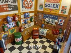 1/18th scale Diorama Goodwood revival wooden display case & usb lights diecast