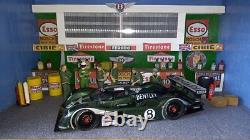 1/18th scale Diorama Goodwood revival wooden display case & usb lights diecast