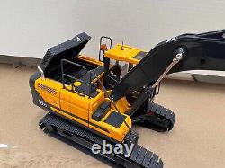 1/35 Scale HYUNDAI HX220 Crawler Excavator Diecast Model Toy Collection Gift