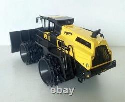 1/50 Scale BOMAG BC1173 Refuse compactor Diecast Model Collection Toy Gift