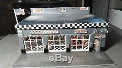 118 124 Scale DIECAST DIORAMA SPEED SHOP SHOWROOM GARAGE