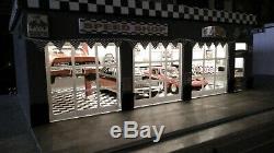 118 124 Scale DIECAST DIORAMA SPEED SHOP SHOWROOM GARAGE