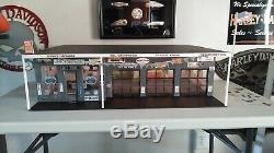 118 Scale DIECAST DIORAMA 4 BAY GARAGE SHOP WITH LIGHTS ANY THEME