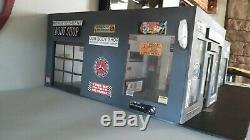 118 Scale DIECAST DIORAMA 4 BAY GARAGE SHOP WITH LIGHTS ANY THEME