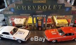 118 Scale DIECAST DIORAMA CHEVROLET SHOWROOM