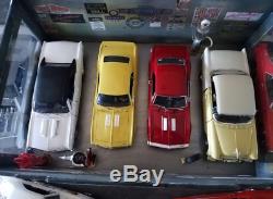 118 Scale DIECAST DIORAMA CHEVROLET SHOWROOM