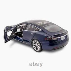 118 Scale Genuine Tesla Model S P100D in Blue Diecast Dealer Version