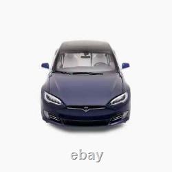 118 Scale Genuine Tesla Model S P100D in Blue Diecast Dealer Version