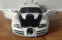 118 Scale Minichamps Bugatti Veyron Super Sport White