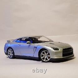 118 scale Nissan G-TR R35 V6 2009 Japanese sport car diecast model FLAWED