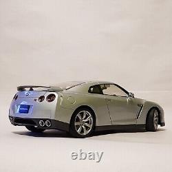 118 scale Nissan G-TR R35 V6 2009 Japanese sport car diecast model FLAWED