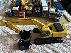 132 Scale Komatsu-6 Quick hitch 2 buckets