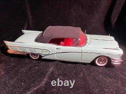 1958 Buick Riviera Limited Sun Star Diecast Model 1/18 Scale Convertible Car