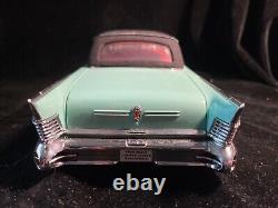 1958 Buick Riviera Limited Sun Star Diecast Model 1/18 Scale Convertible Car