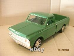 1969 CHEVROLET FLEETSIDE PICKUP 1/25 scale PROMO, GREEN