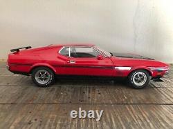 1971 Ford Mustang Mach I Fastback AUTOart 1/18 Scale DieCast Rare Piece of Art