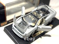 1992 Maisto 1/18 scale Model Car 31807 diecast 1992 Jaguar XJ220 MINT MIB