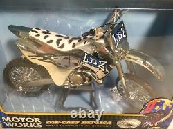 2002 LBZ KAWASAKI KX250 Motocross 16 SCALE DIE CAST Motorcycle Supercross Model