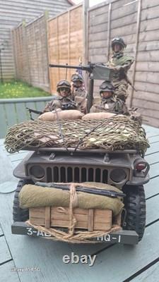 21st Century Toys1/6th scale willys jeep Plus Figures