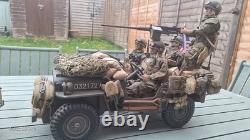 21st Century Toys1/6th scale willys jeep Plus Figures
