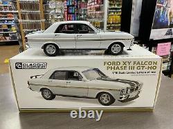 37939 Ford Xy Falcon Phase III Gt-ho Ultra White 118 Scale Model Car