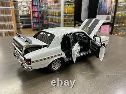 37939 Ford Xy Falcon Phase III Gt-ho Ultra White 118 Scale Model Car