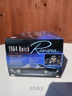 ACME 1/18 Scale 1964 Buick Riviera Custom Cruiser Diecast Model Limited Edition