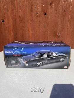 ACME 1/18 Scale 1964 Buick Riviera Custom Cruiser Diecast Model Limited Edition