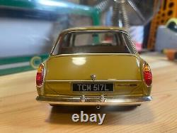 AUSTIN 1100 1969 in Harvest Gold Cult Scale 118