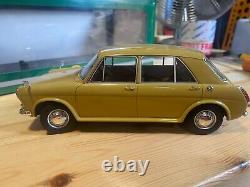 AUSTIN 1100 1969 in Harvest Gold Cult Scale 118