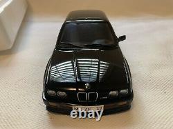 AUTOart Millennium BMW E30 M3 Sport Evolution 118 Scale Black (G4)