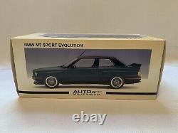 AUTOart Millennium BMW E30 M3 Sport Evolution 118 Scale Black (G4)