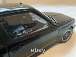 AUTOart Millennium BMW E30 M3 Sport Evolution 118 Scale Black (G4)