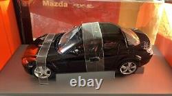 AUTOart Very Rare Stunning Black MAZDA RX8 Wankel Rotary Engine 118 Scale BNIB