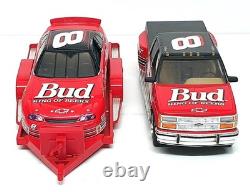 Action 1/24 Scale B249902215 Nascar Chevrolet Crew Cab Trailer & Stock Car