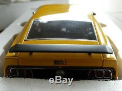 AutoArt Millennium 1971 Ford Mustang Mach 1 Fastback 118 Scale Diecast'71 Car