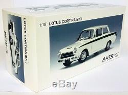 Autoart 1/18 Scale 75331 Lotus Cortina MK1 White / Green Diecast Model Car