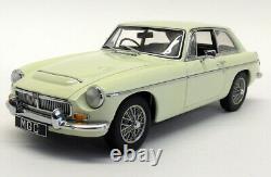 Autoart 1/18 Scale Diecast 76621 MG MGC GT Coupe Snowberry White