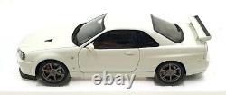 Autoart 1/18 Scale Diecast 77406 Nissan Skyline GT-R (R34) V-Spec II White