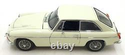 Autoart 1/18 Scale Diecast DC24924R MG MGC GT White/Cream