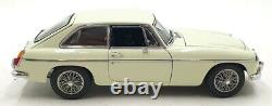 Autoart 1/18 Scale Diecast DC24924R MG MGC GT White/Cream